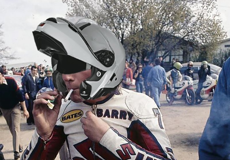 Sheene smoking in flip lid